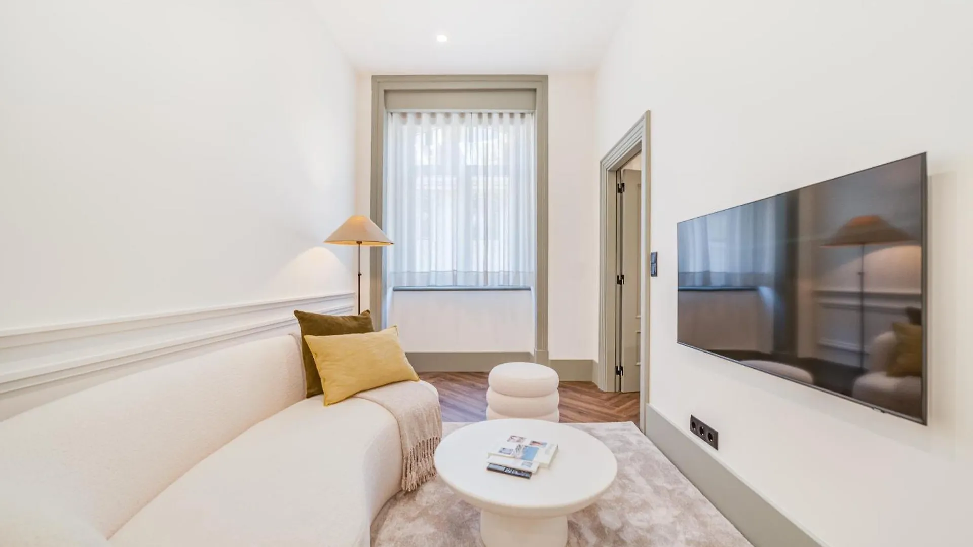 Hygge House Downtown Apartment Lisbon